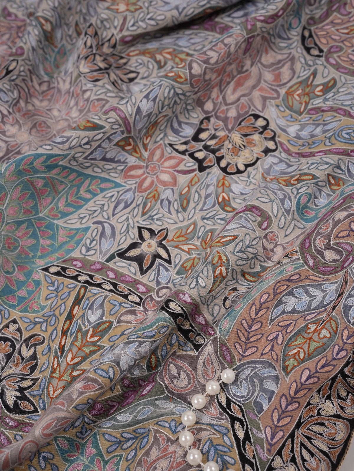 Handwoven Pashmina Shawl with Kalamkari Hand Embroidery Shahkaar.com