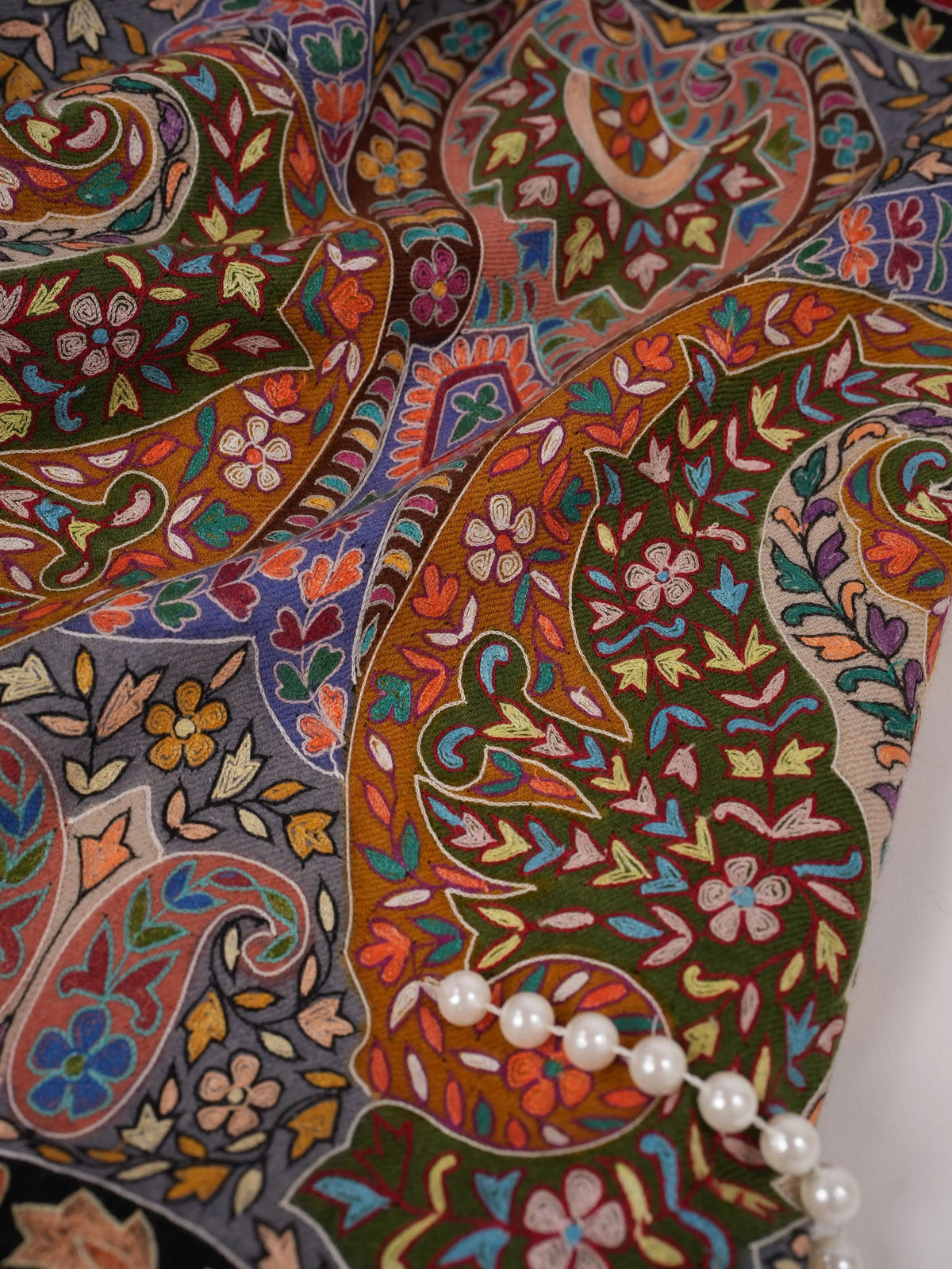 Finest Handwoven Pashmina Shawl with Hand Kalamkari Embroidery Shahkaar.com