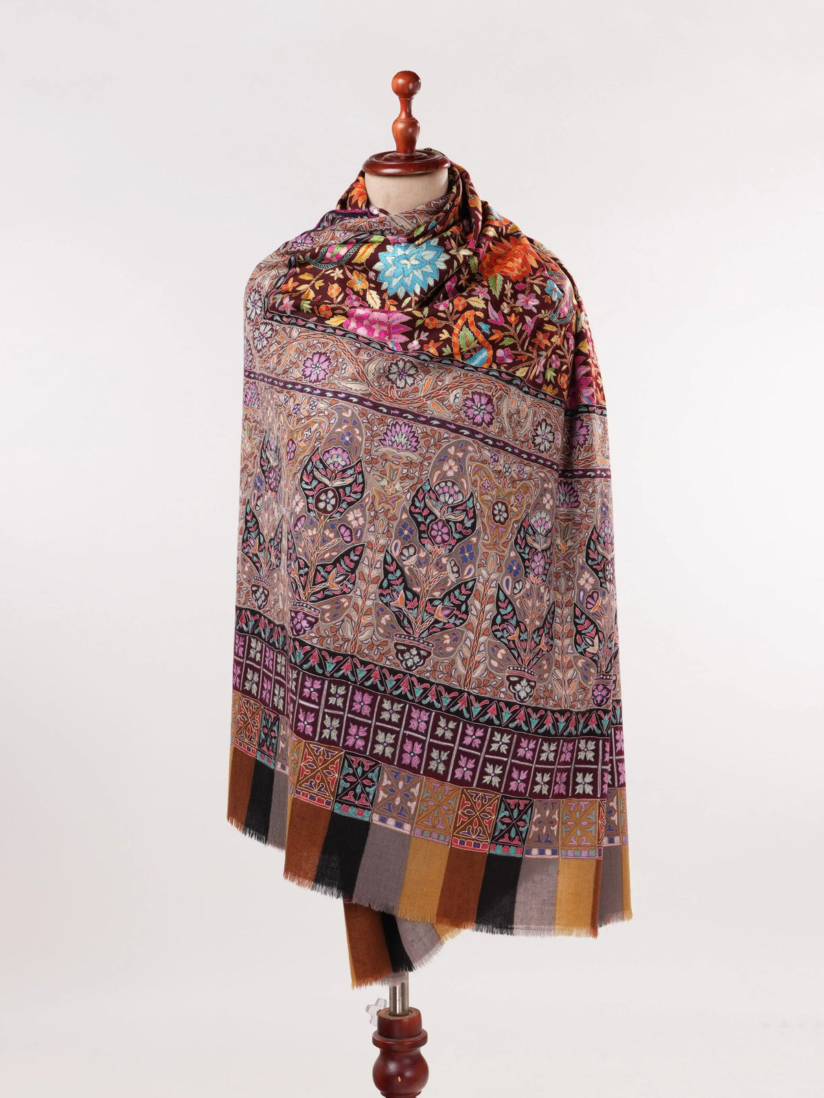 Finest Handwoven Pashmina Shawl with Hand Kalamkari Embroidery Shahkaar.com