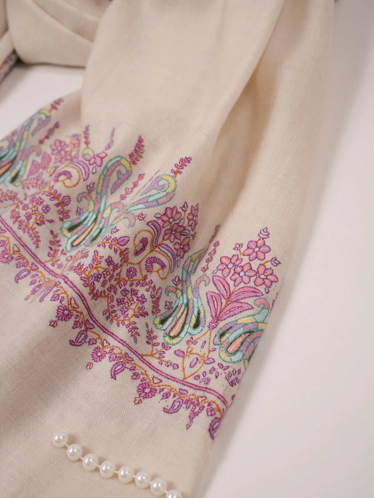 Kashmiri Handwoven Natural White Pashmina Shawl with Palldar Hand Embroidery Shahkaar.com