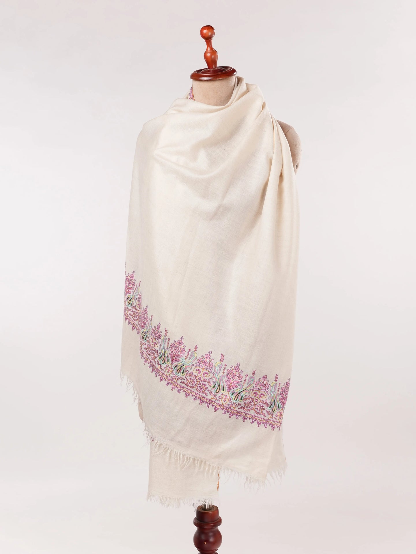 Kashmiri Handwoven Natural White Pashmina Shawl with Palldar Hand Embroidery Shahkaar.com