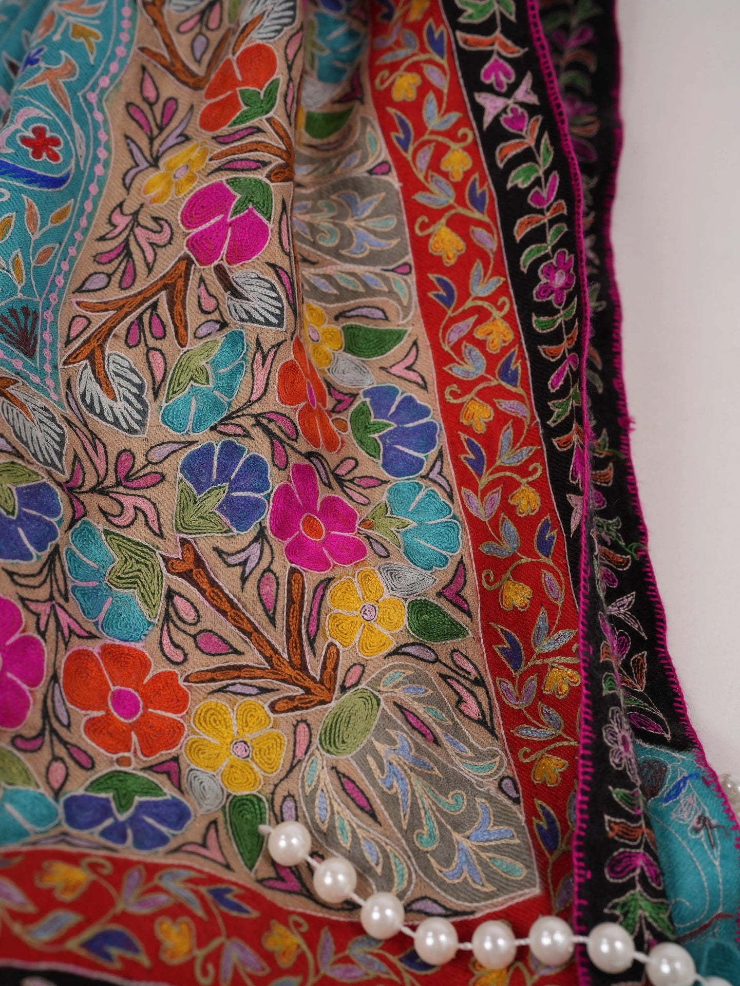 Lightweight Handwoven Blue Pashmina Shawl with Kalamkari Hand Embroidery Shahkaar.com