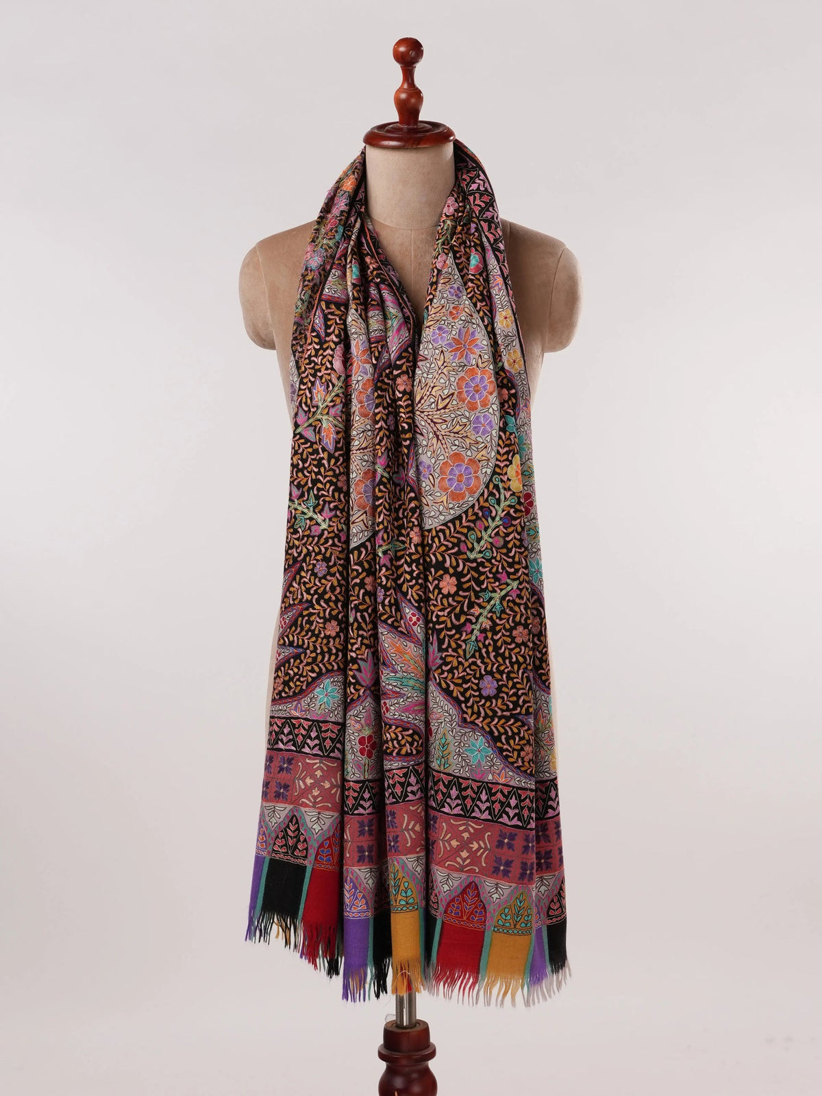 Handwoven Pashmina Shawl with Kalamkari Hand Embroidery Shahkaar.com