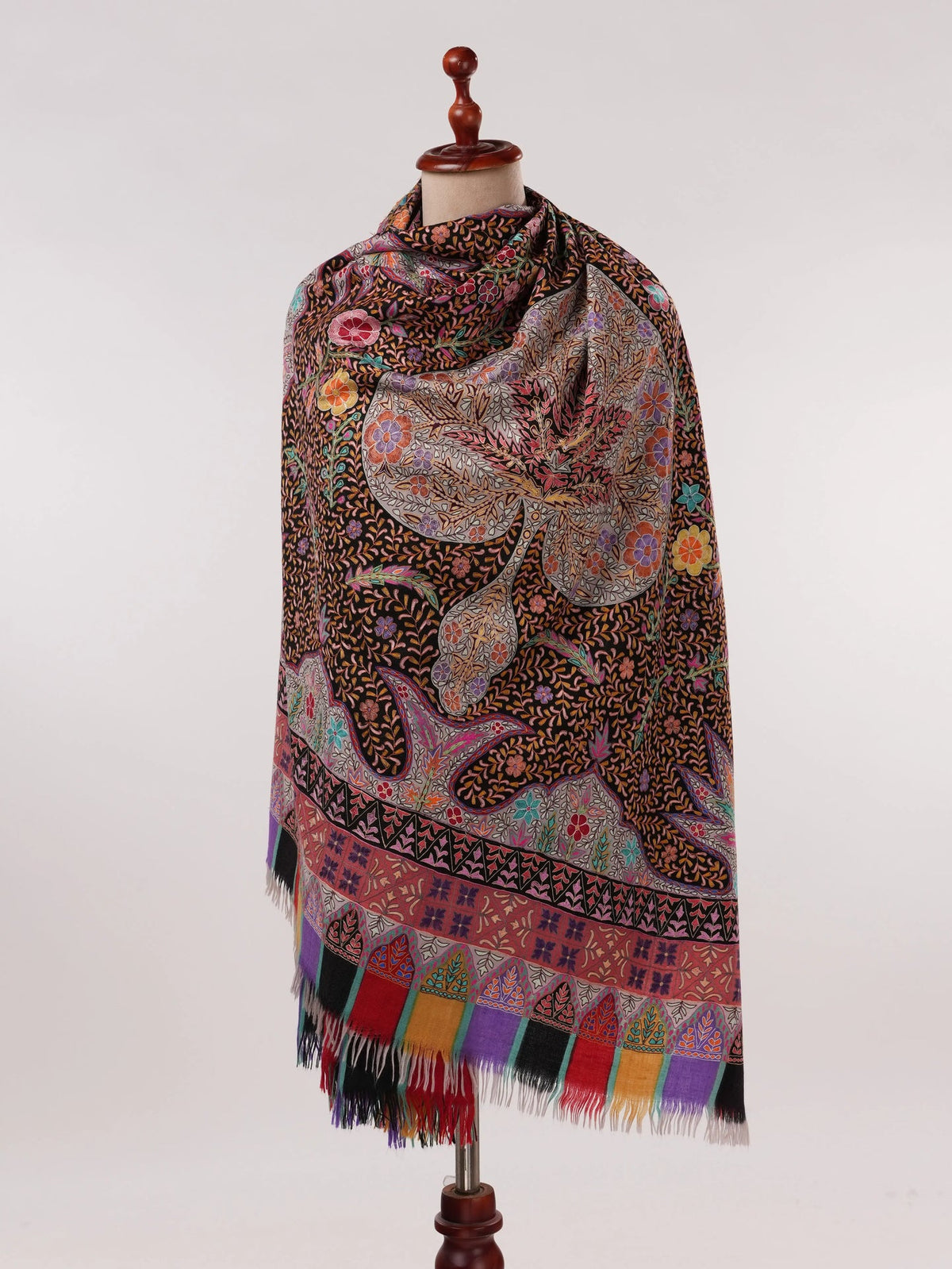 Handwoven Pashmina Shawl with Kalamkari Hand Embroidery Shahkaar.com