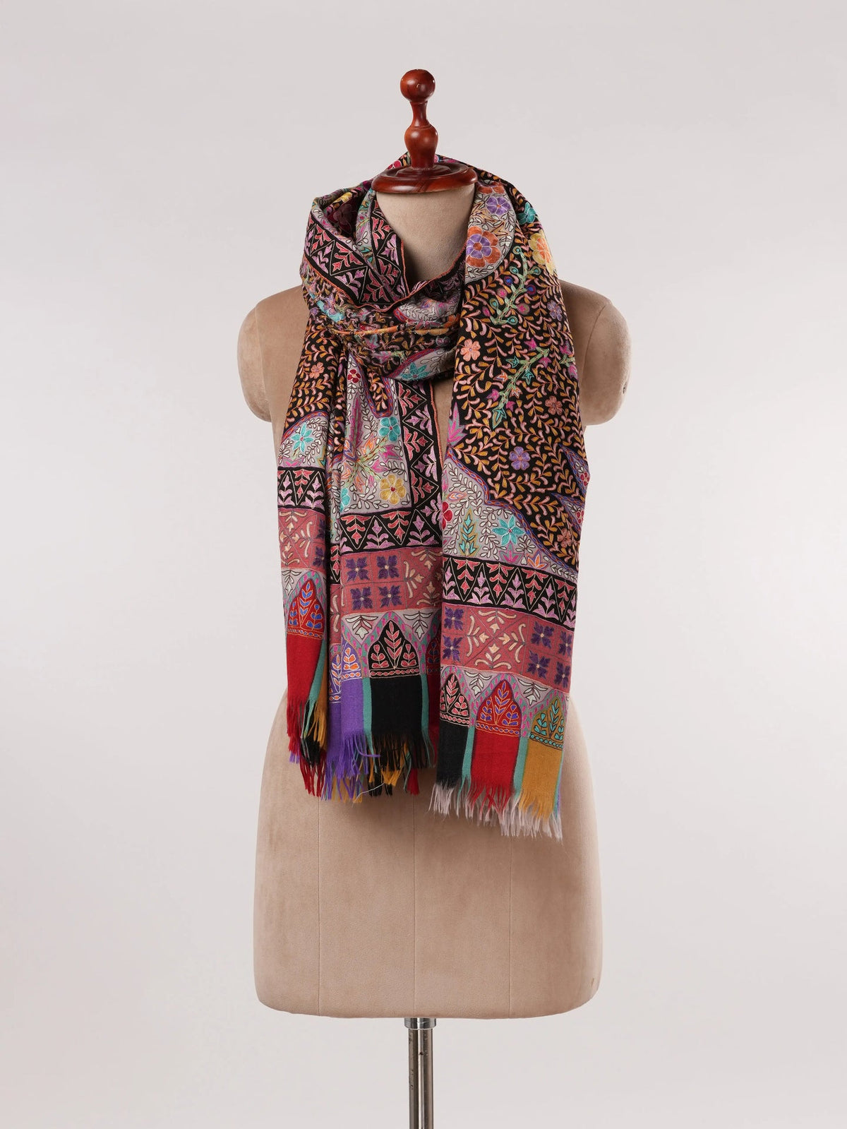 Handwoven Pashmina Shawl with Kalamkari Hand Embroidery Shahkaar.com
