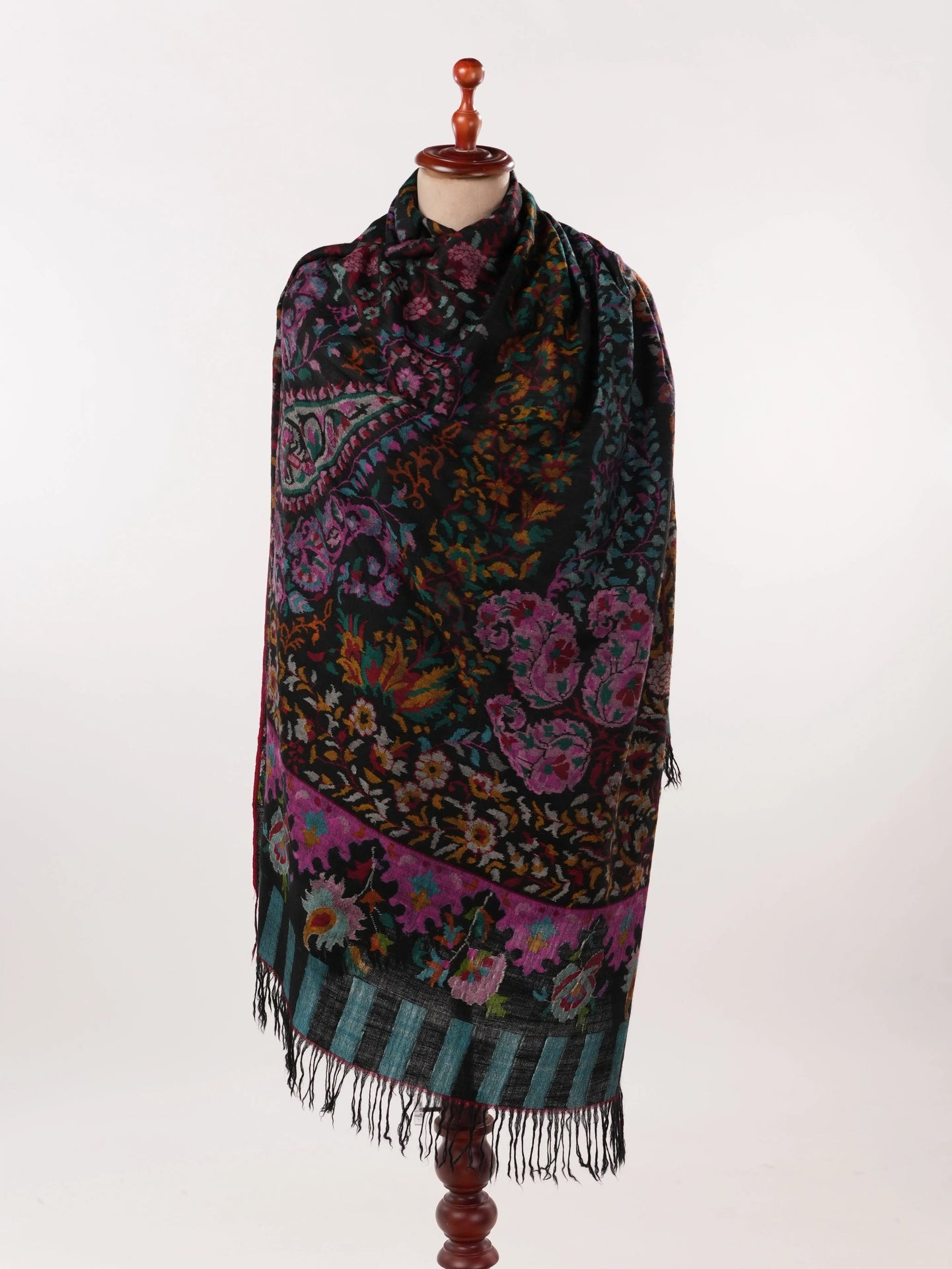 Women's Kani Kashmiri Handwoven Pure Black Pashmina Shawl Shahkaar.com