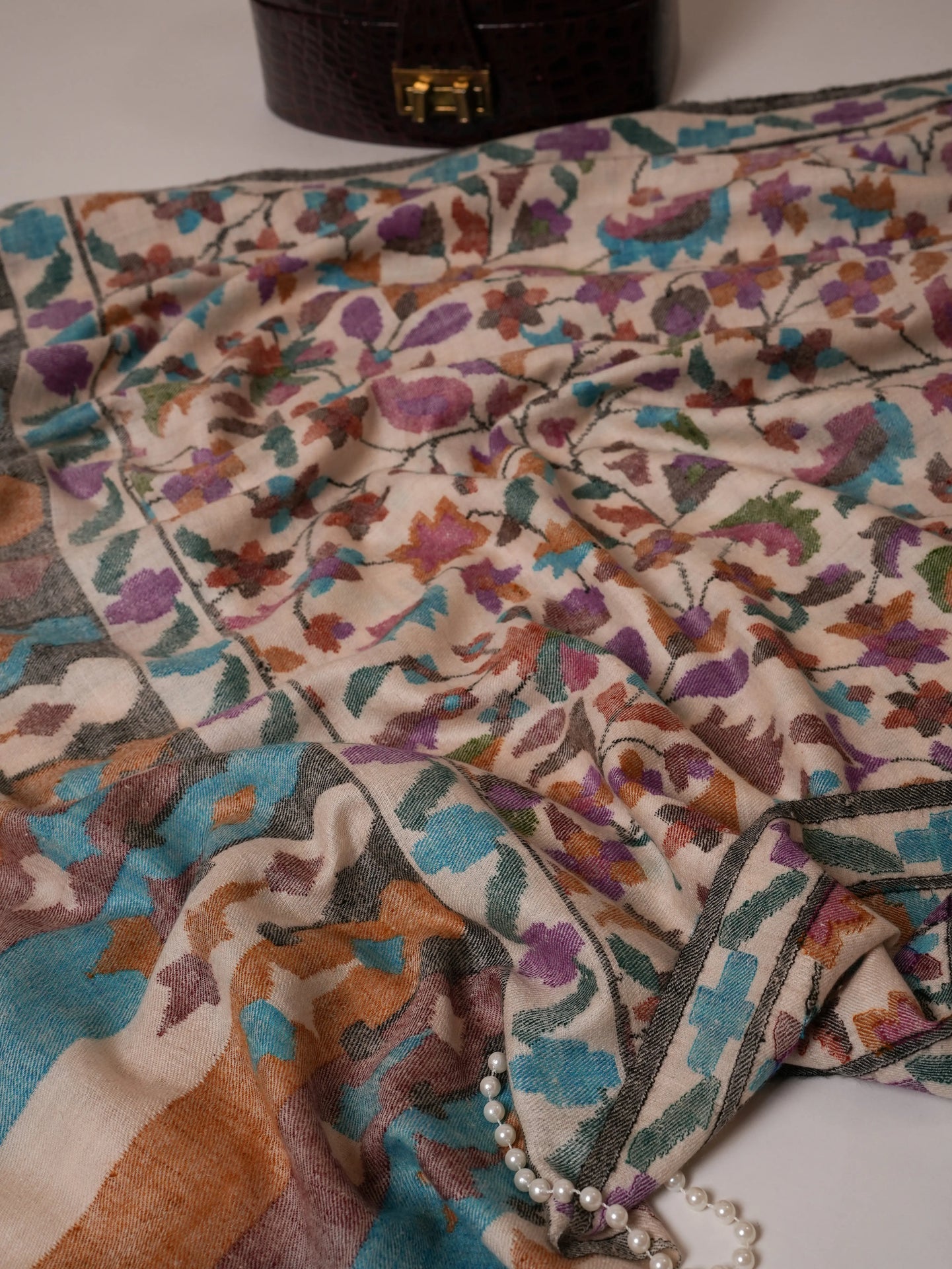 Handspun Handwoven Kani Pashmina Indian Shawl Shahkaar Global