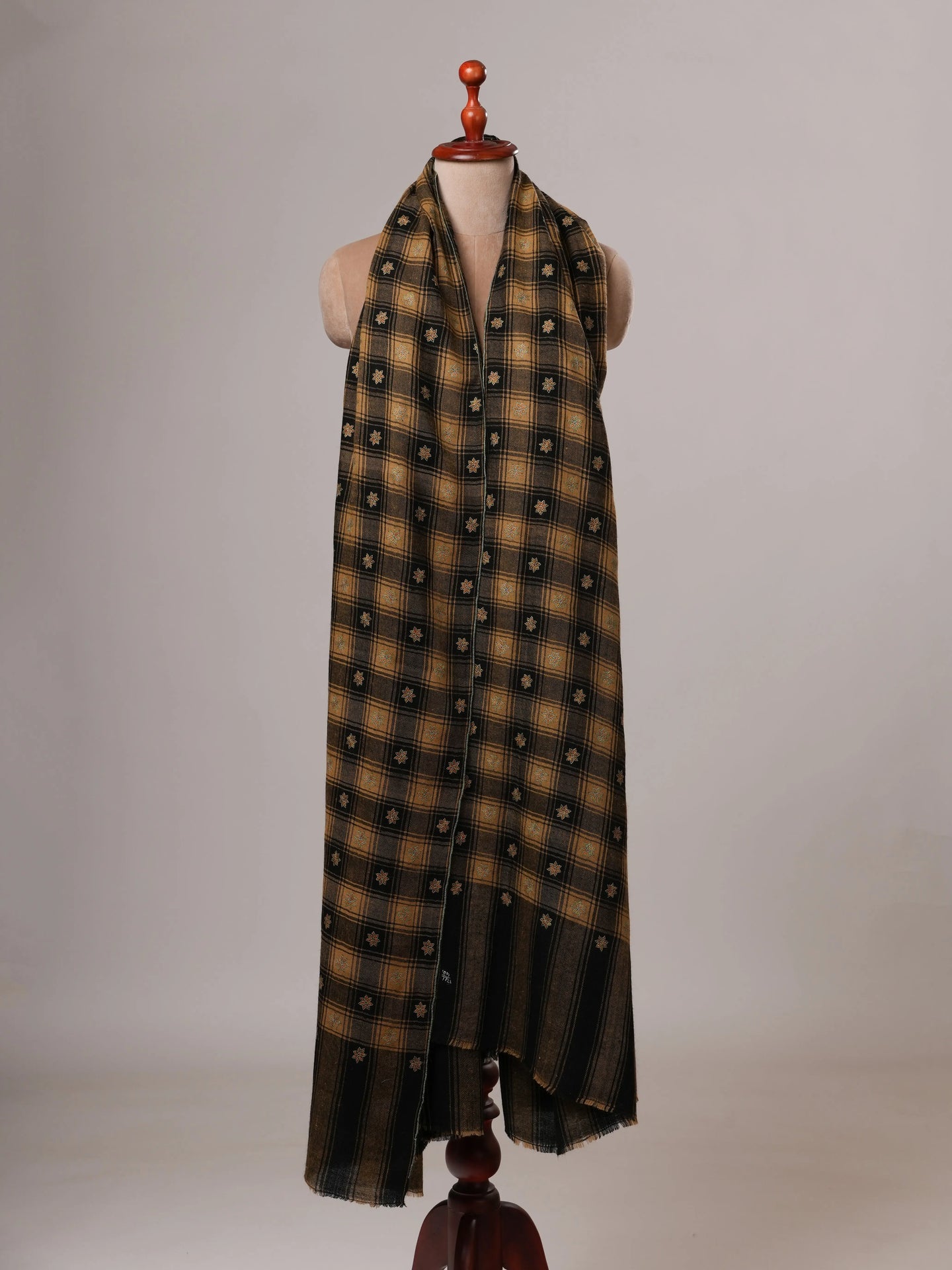 Oversized Indian Pashmina Shawl with Buteh Hand Embroidery Shahkaar