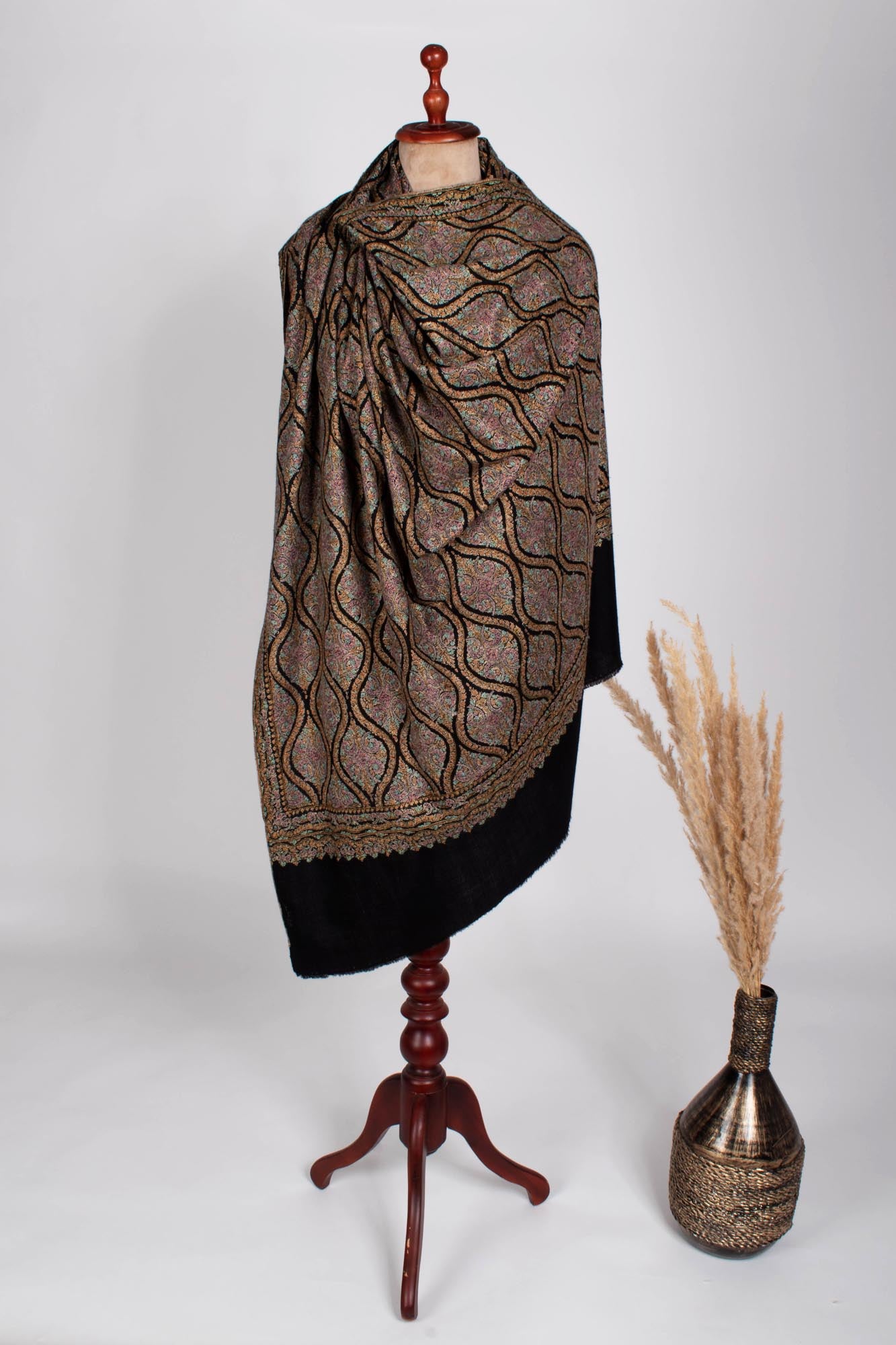 Black Artistic Pashmina Shawl - BREDA