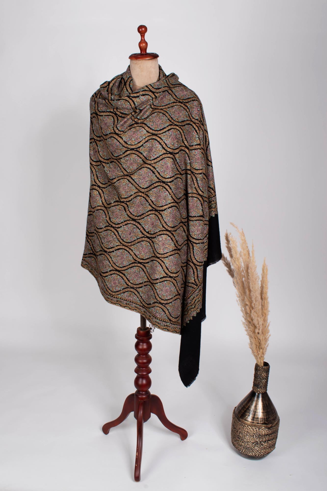 Black Artistic Pashmina Shawl - BREDA