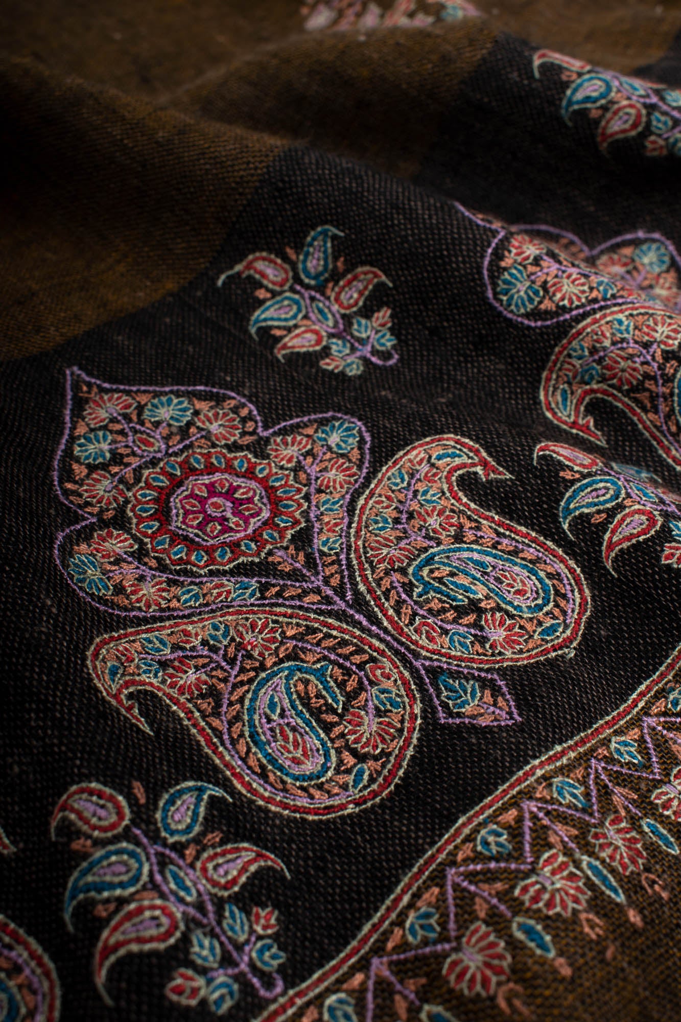 Palla Embroidery Kashmiri Shawl - SATYA