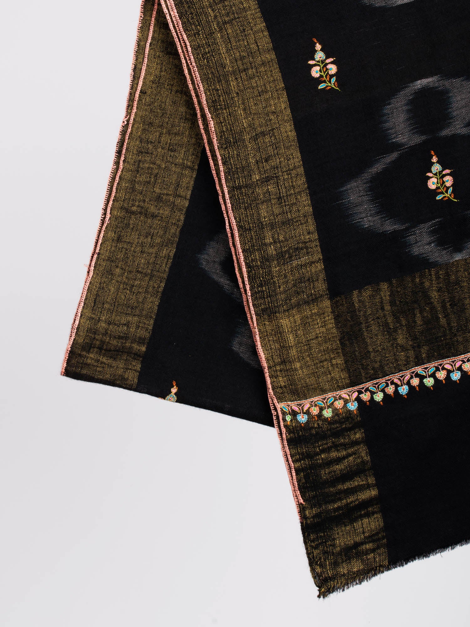 Châle Pashmina Cachemire Noir avec Bordure Zari Dorée - SAN MATEO