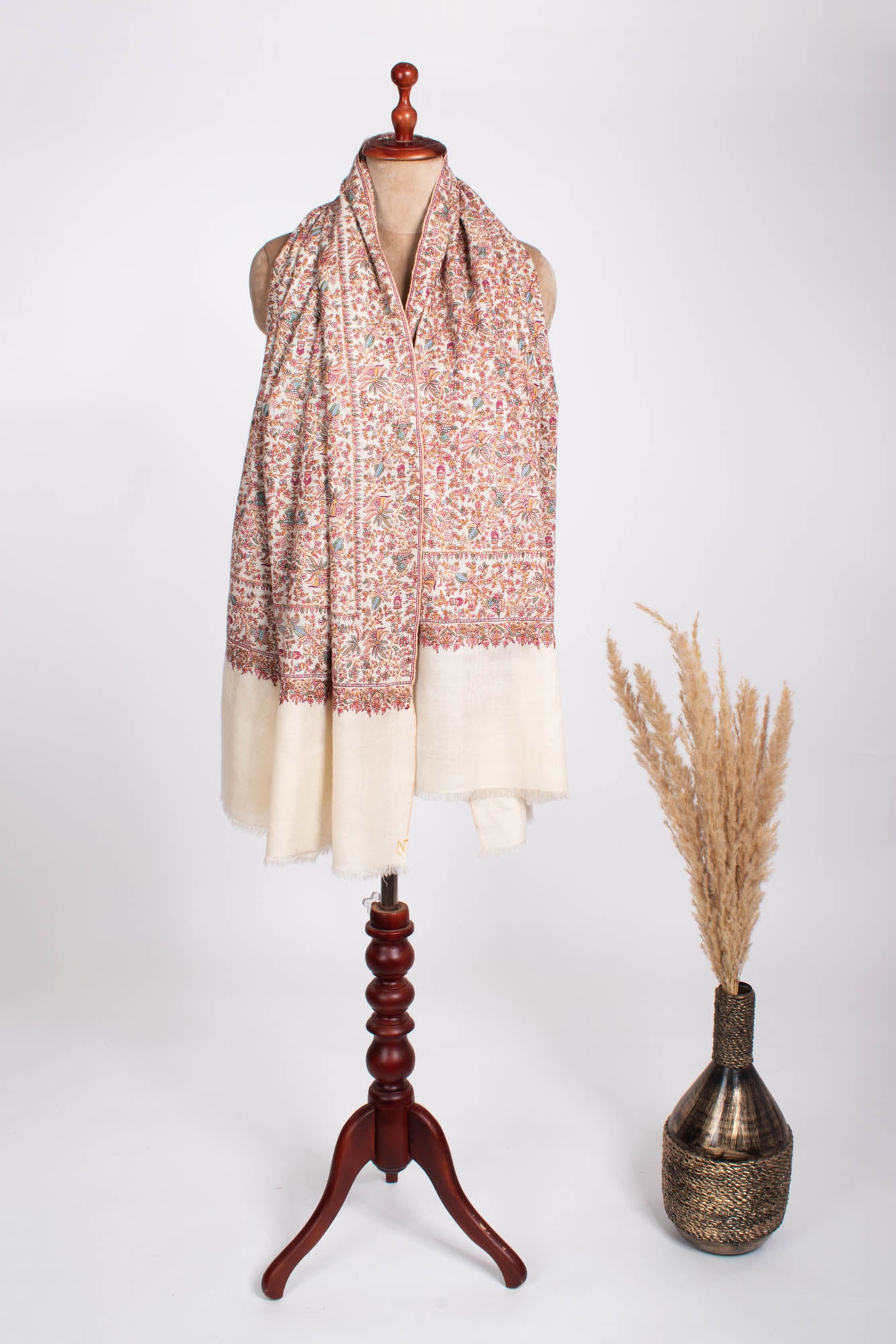 Hand Spun Silk Embroidered Exclusive Pashmina - GREELEY