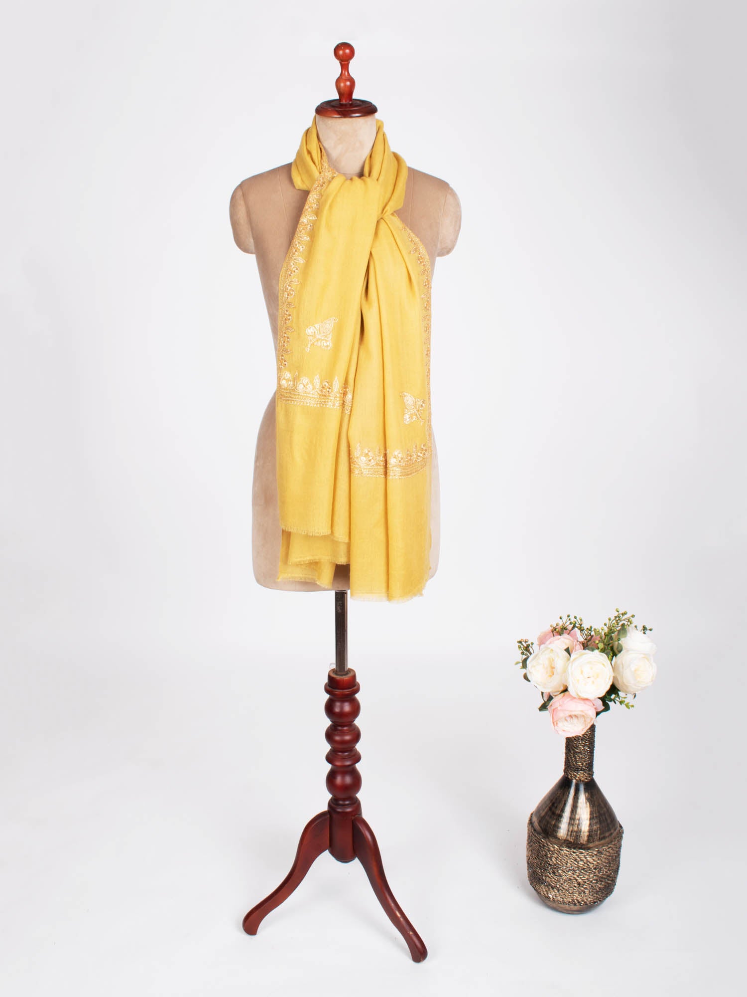 Elegante scialle Pashmina ricamato Tilla giallo dorato - NAUVOO