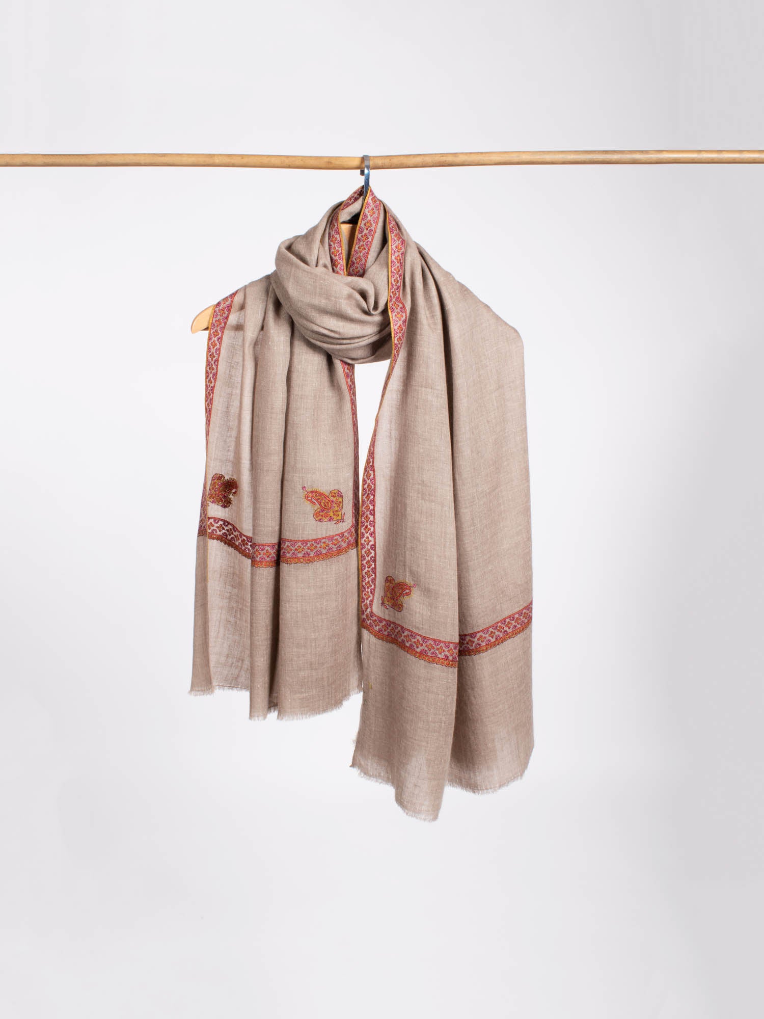 Châle Pashmina brodé gris Hashia Cachemire