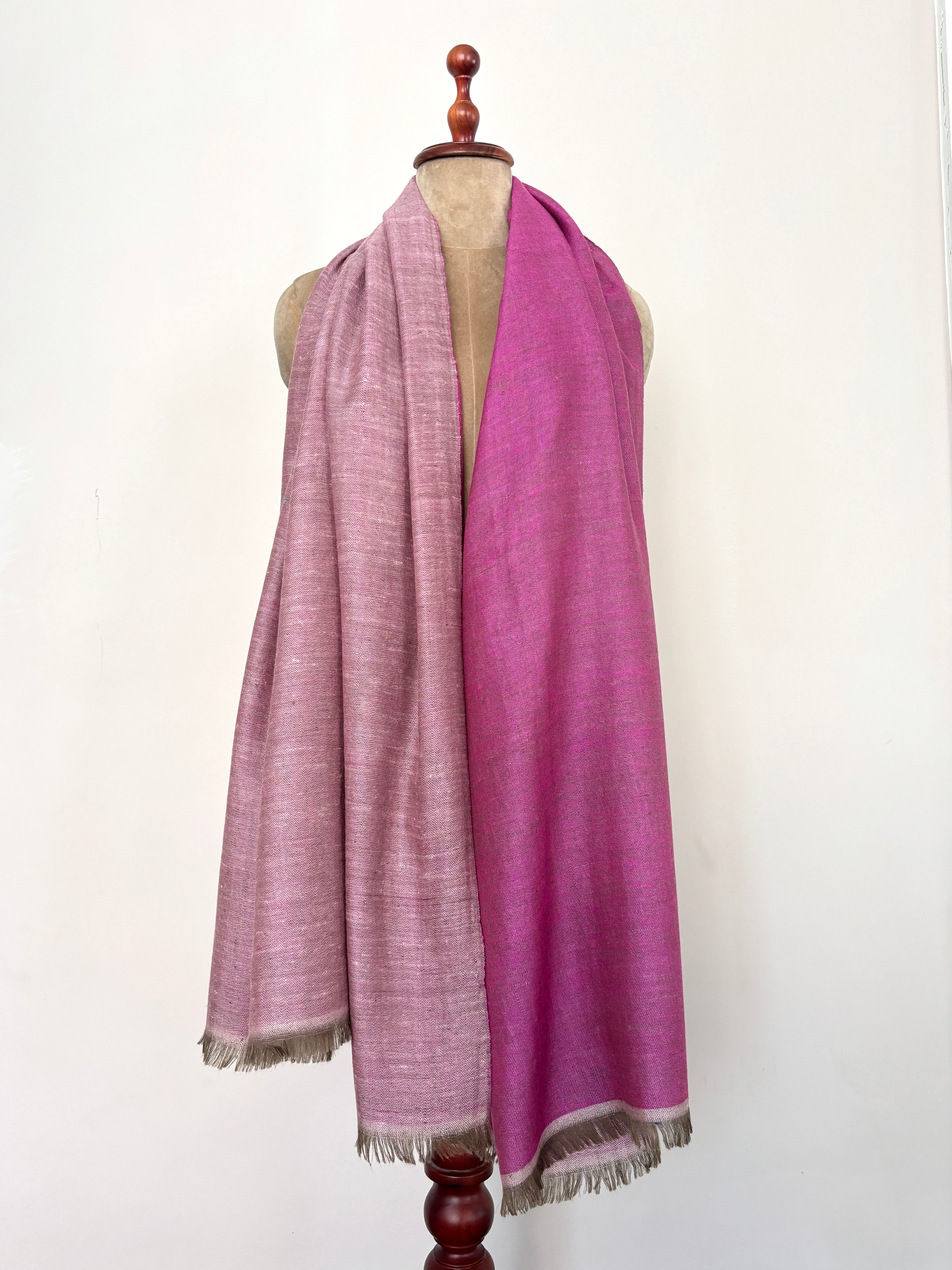 Fuchsia and Ivory Dorukha Kashmiri Pashmina Handloom Shawl