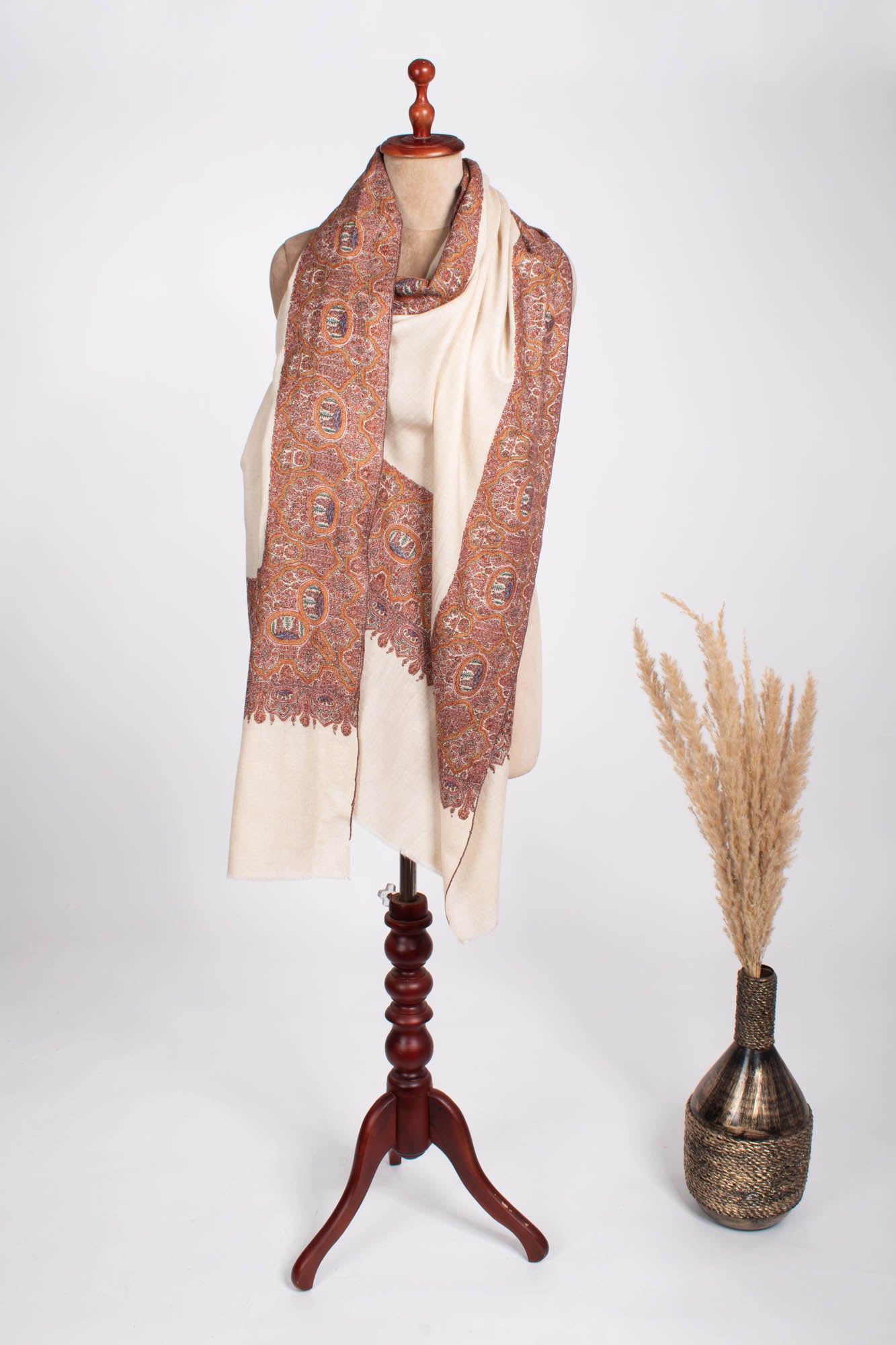 Kalan Daur Antique Motif Pashmina Shawl - SALINAS