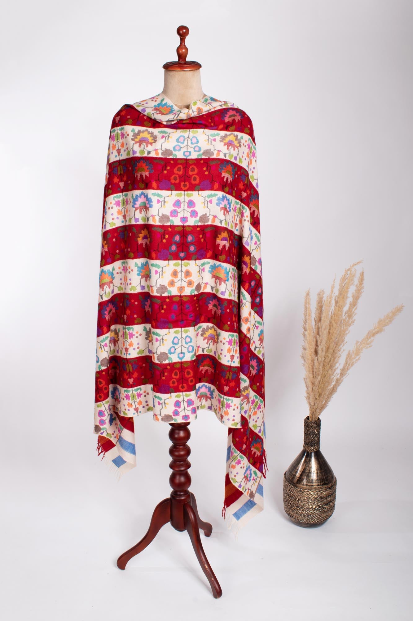 Red White Artistic Handloomed Kani Pashmina Shawl - AYLESBURY