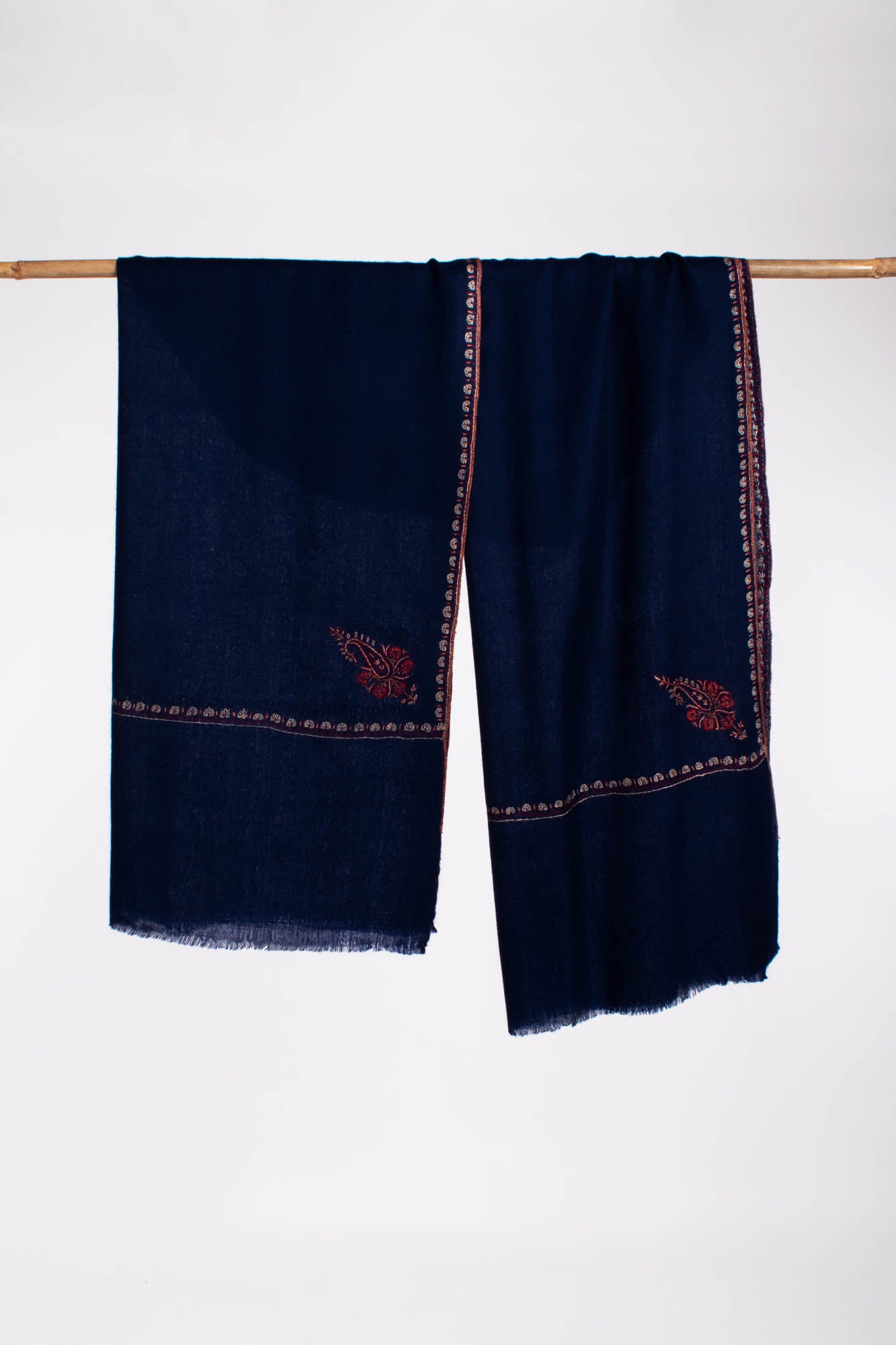 Sciarpa in cashmere leggero blu navy - JONESBORO