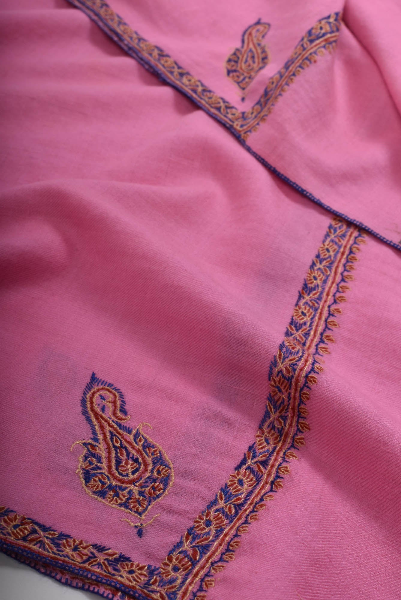 Pink Hand Embroidered Baildar Cashmere Pashmina Wrap - HIRWAUN