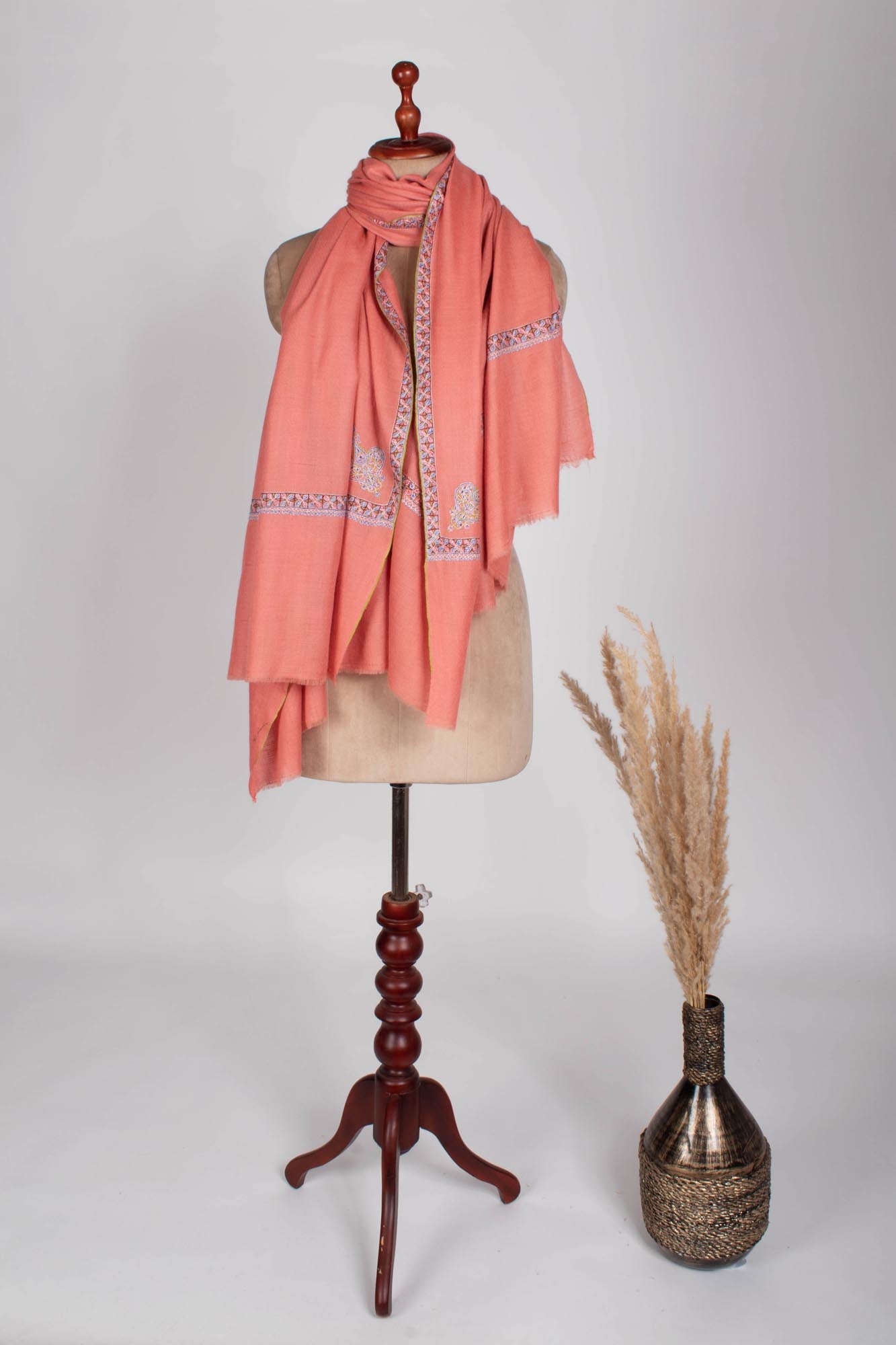 Sozni Embroidered Kashmiri Wrap - KEYNES