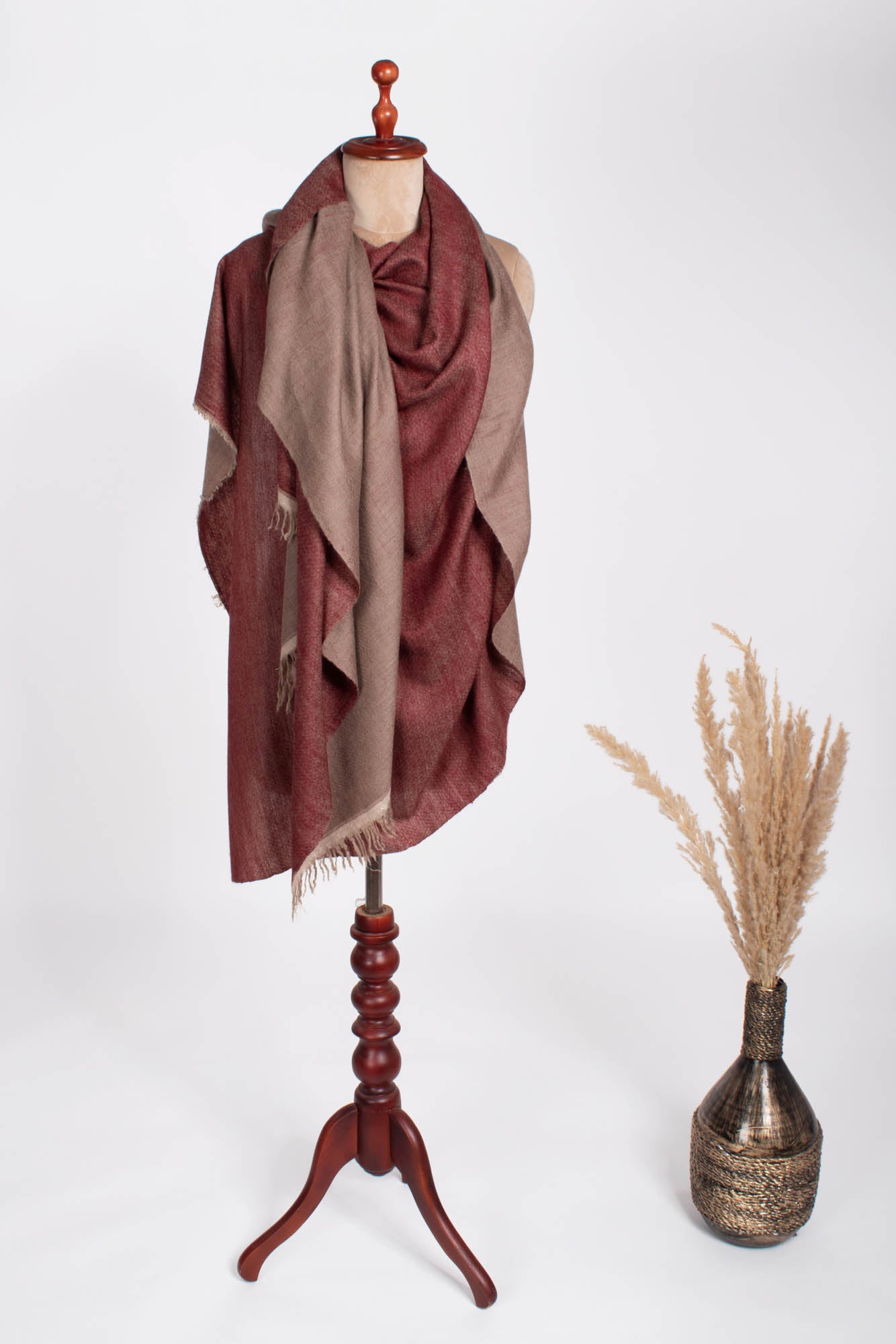 Châle Pashmina double teinte rouge et beige filé à la main - PRESCOTT