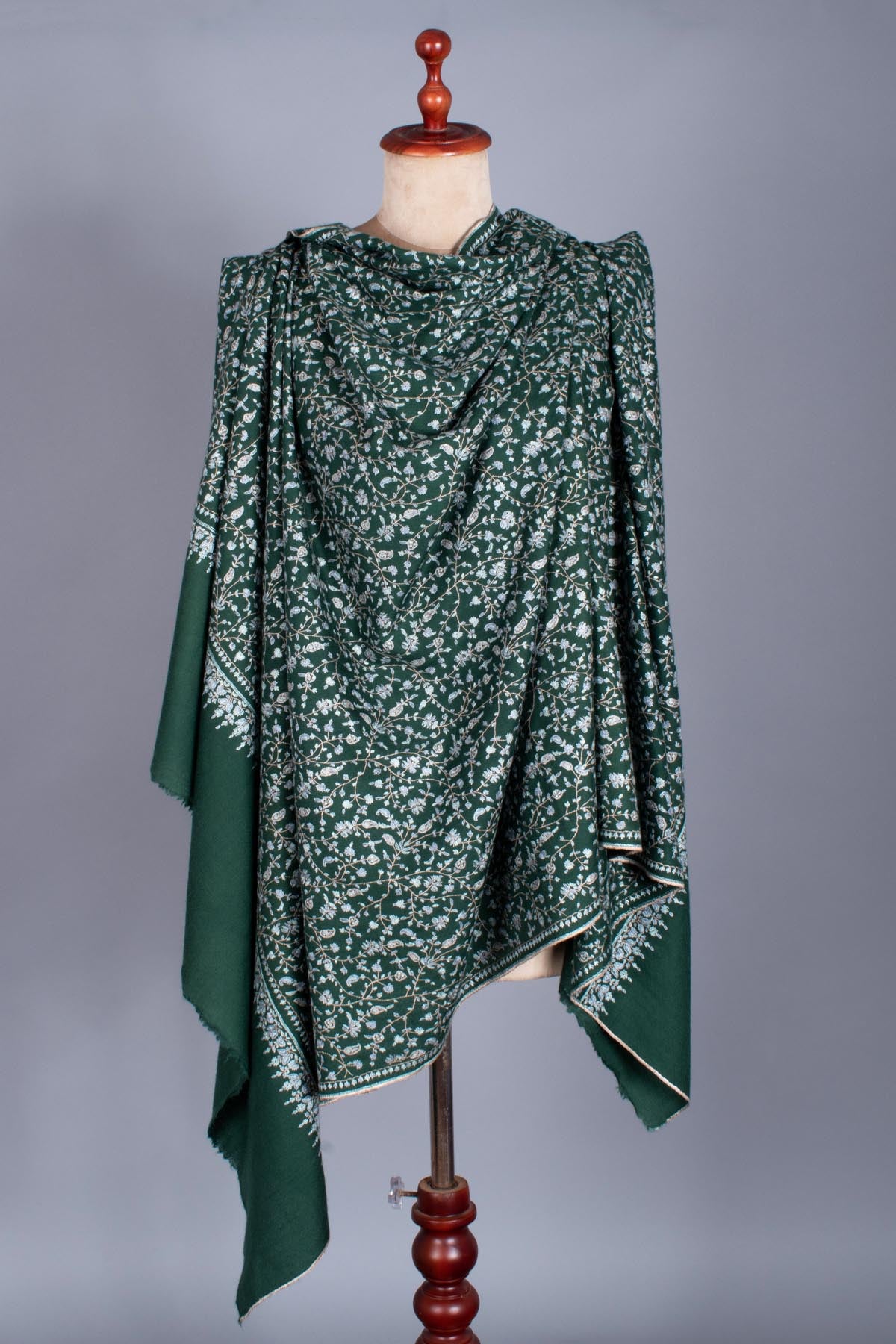 Hunter Green Sozni Jaal Embroidered Pashmina - HAMILTON