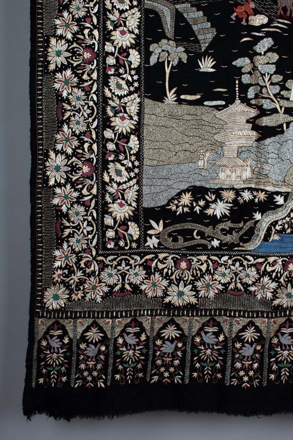 HIKMA - 45x90"