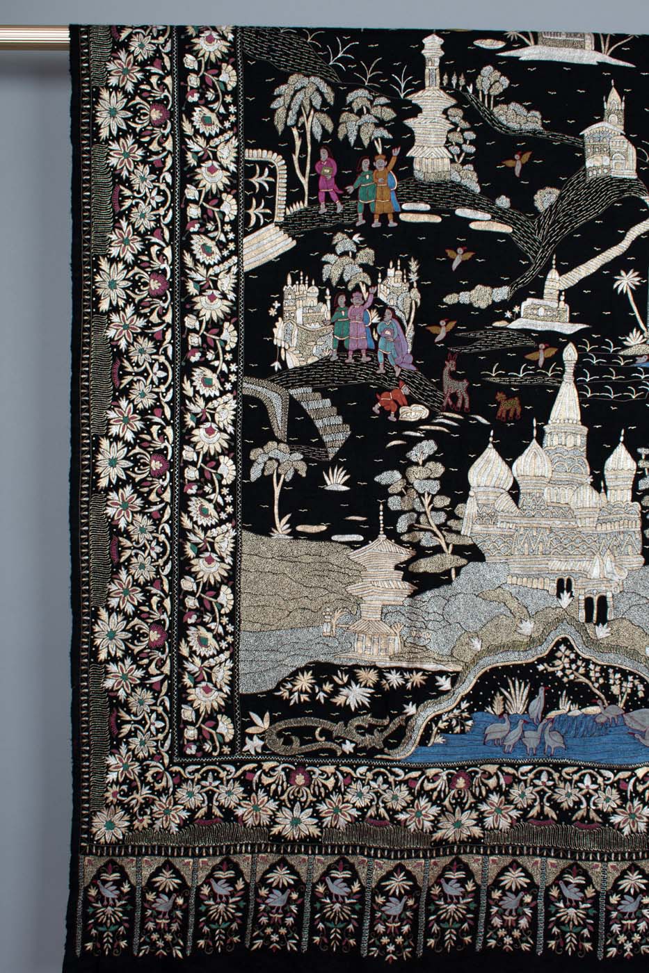 HIKMA - 45x90"