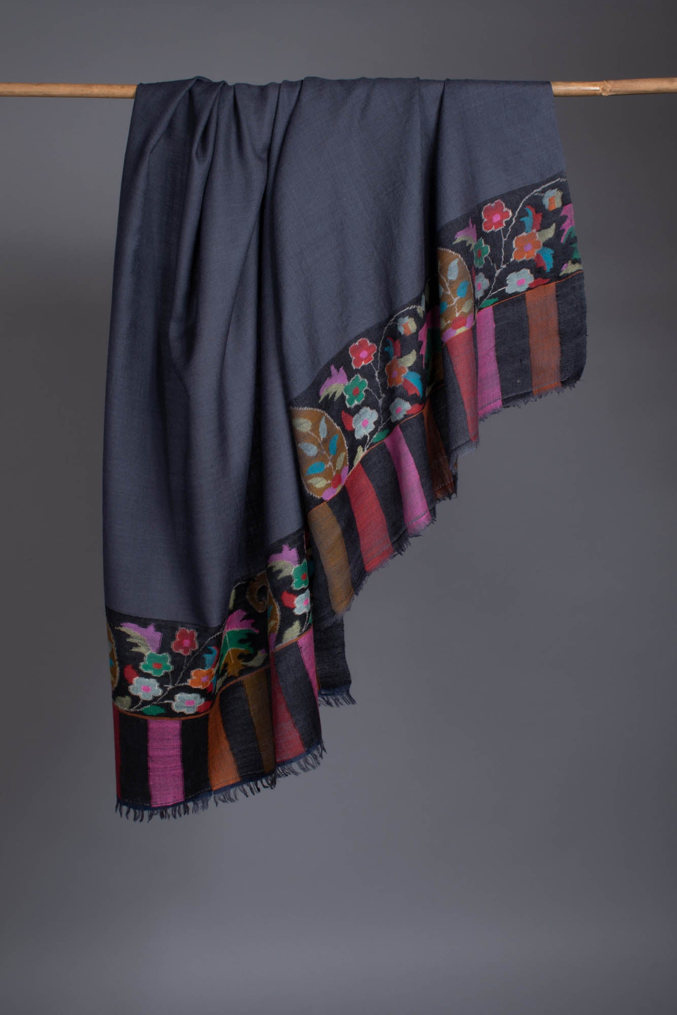 卡尼·帕什米纳（Kani Pashmina）围巾与佩斯利 - 莫斯塔尔