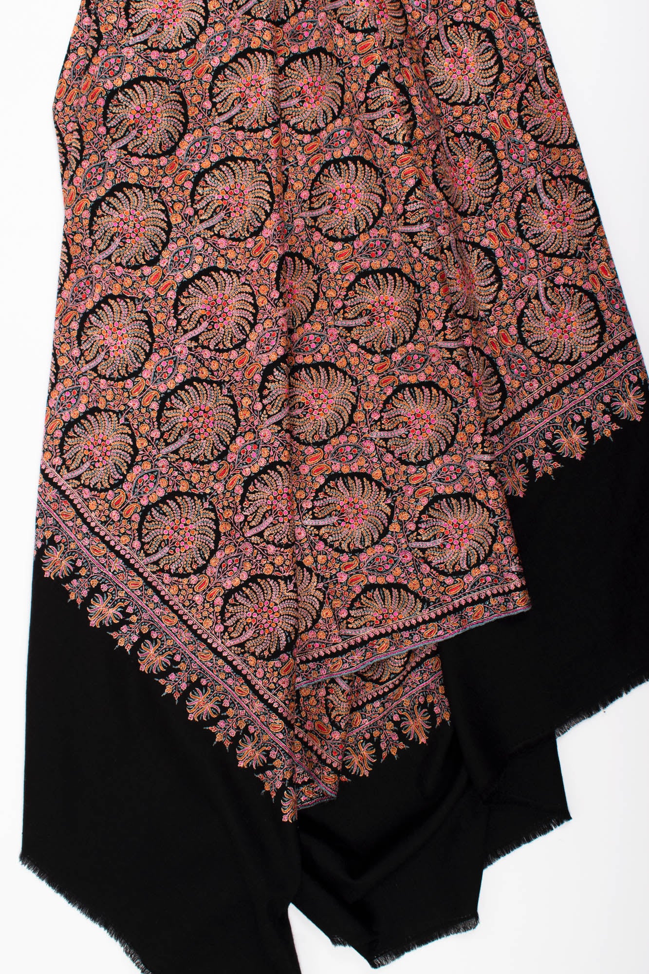 Pashmina Shawl ricamato in seta nera - Abbas